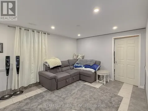 518 Camden Street Chatham-kent ON N0P 1M0