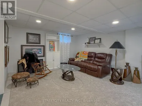 518 Camden Street Chatham-kent ON N0P 1M0