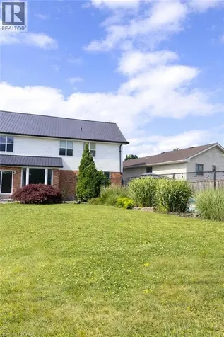 38 Glen Abbey Court Woodstock ON N4S 8S9