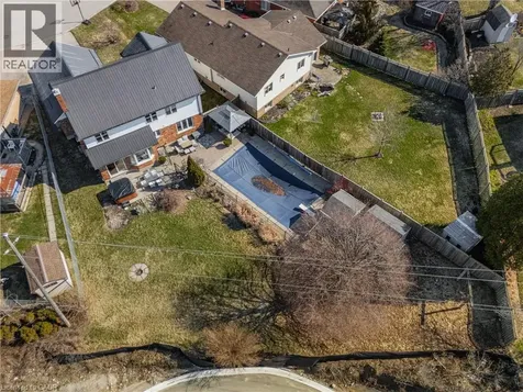 38 Glen Abbey Court Woodstock ON N4S 8S9