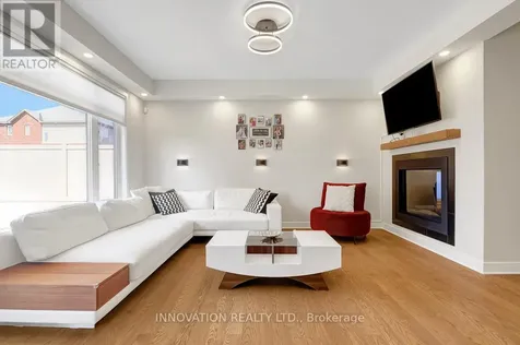 429 Fernside Street Ottawa ON K2T 0L2