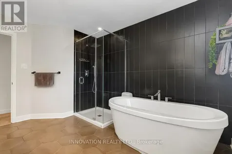 429 Fernside Street Ottawa ON K2T 0L2