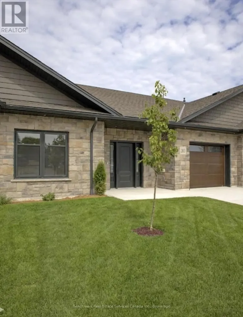 1182 Queen Street Kincardine ON N2Z 0J2