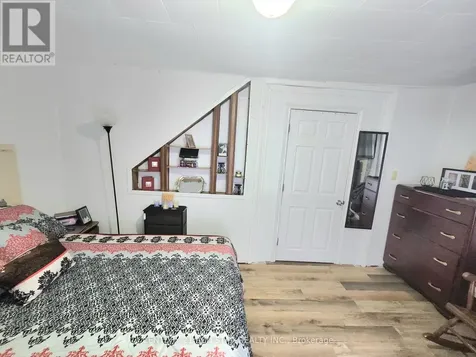 436 Elliott Street West Windsor ON N9A 5Z2