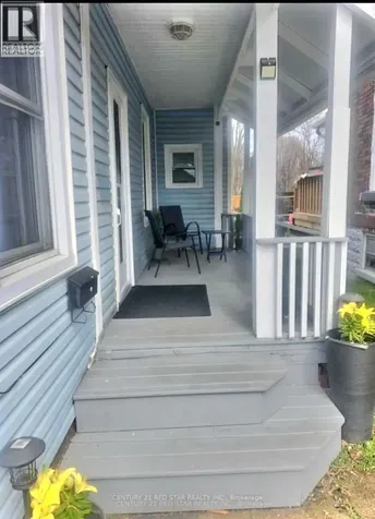 436 Elliott Street West Windsor ON N9A 5Z2