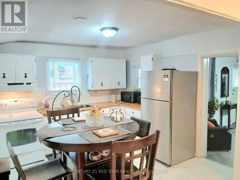436 Elliott Street West Windsor ON N9A 5Z2