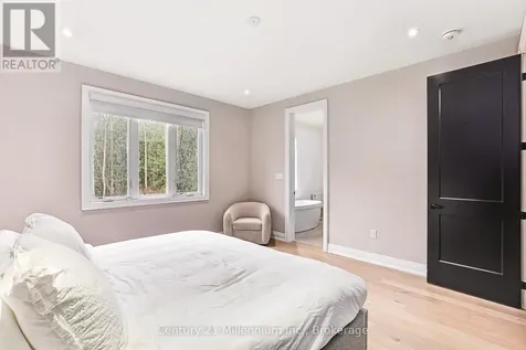 82 Goldie Court Blue Mountains ON N0H 1J0