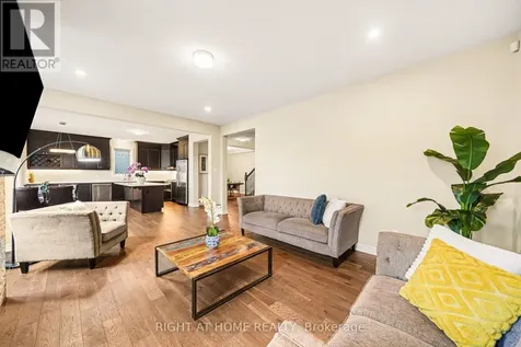 1089 Apolune Street Ottawa ON K2J 6N8