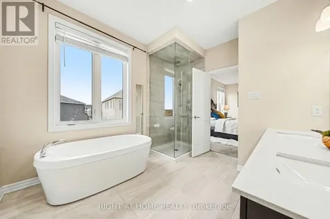 1089 Apolune Street Ottawa ON K2J 6N8
