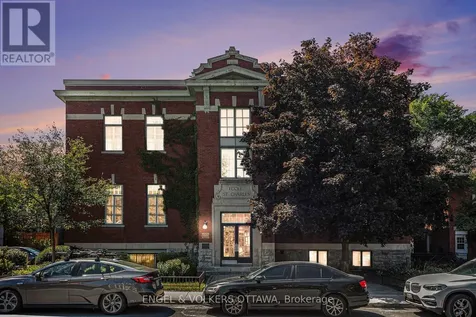 24 Springfield Road Ottawa ON K1M 1C9