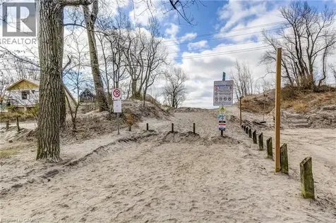 2 Beach Avenue Port Rowan ON N0E 1M0
