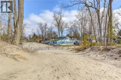 2 Beach Avenue Port Rowan ON N0E 1M0