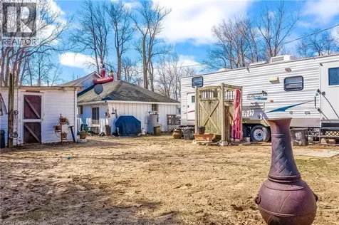 2 Beach Avenue Port Rowan ON N0E 1M0