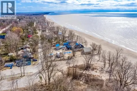 2 Beach Avenue Port Rowan ON N0E 1M0