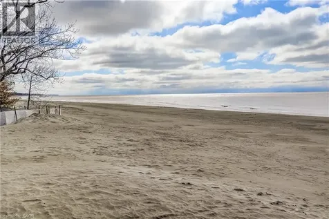 2 Beach Avenue Port Rowan ON N0E 1M0