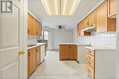 265 Westcourt Place Waterloo ON N2L 6E4