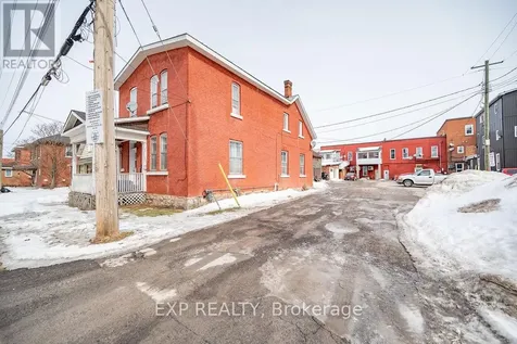 204 Raglan Street South Renfrew ON K7V 1R1