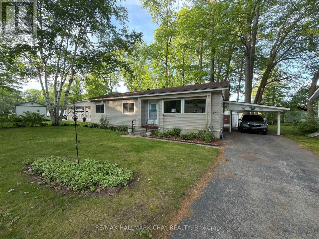 13 Carruthers Street North Wasaga Beach ON L9Z 1K2