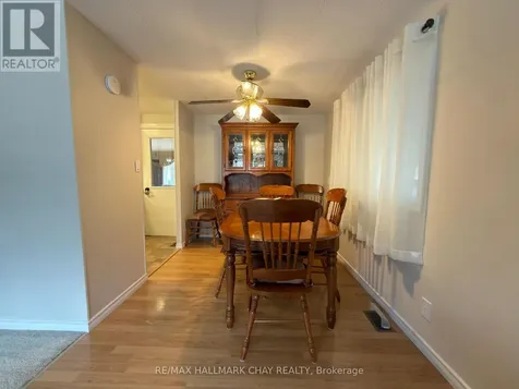 13 Carruthers Street North Wasaga Beach ON L9Z 1K2