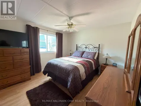 13 Carruthers Street North Wasaga Beach ON L9Z 1K2