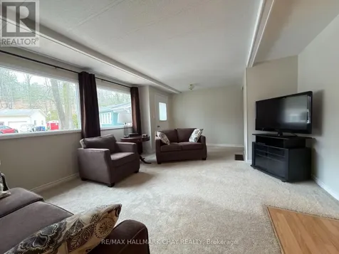 13 Carruthers Street North Wasaga Beach ON L9Z 1K2