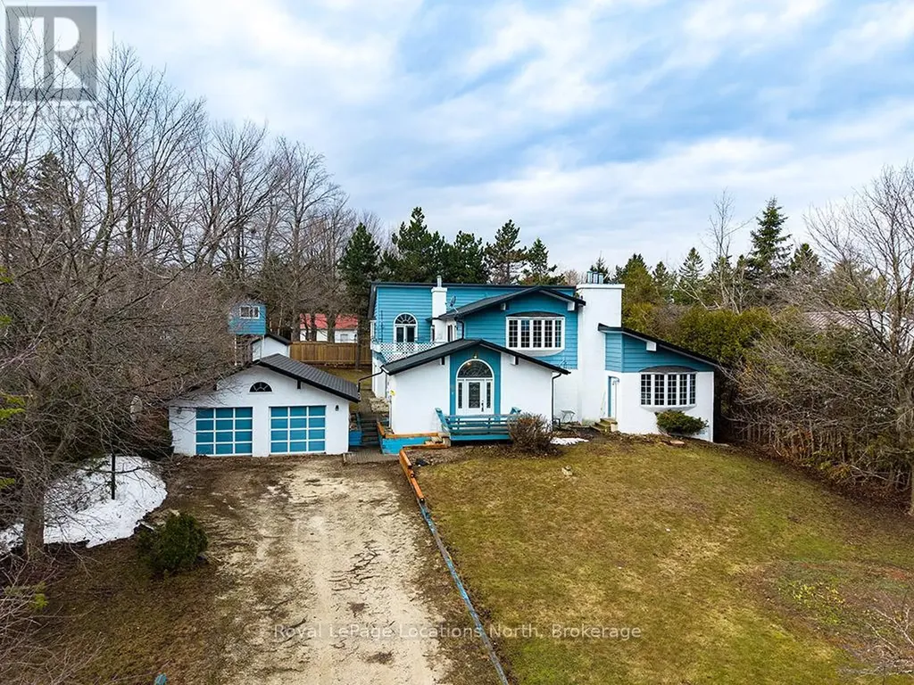 252 Swiss Meadows Boulevard Blue Mountains ON N0H 2E0