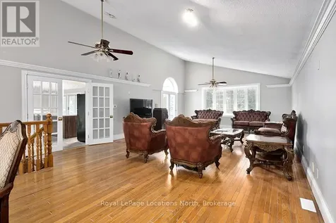 252 Swiss Meadows Boulevard Blue Mountains ON N0H 2E0