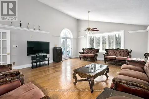 252 Swiss Meadows Boulevard Blue Mountains ON N0H 2E0