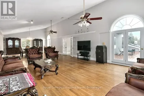 252 Swiss Meadows Boulevard Blue Mountains ON N0H 2E0