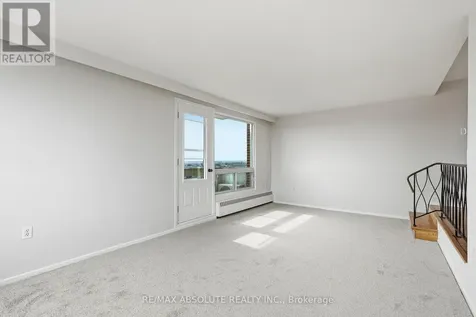 915 Elmsmere Road Ottawa ON K1J 8H8