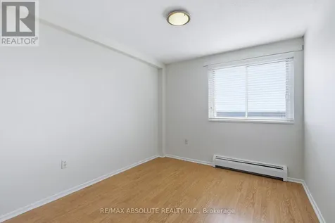 915 Elmsmere Road Ottawa ON K1J 8H8