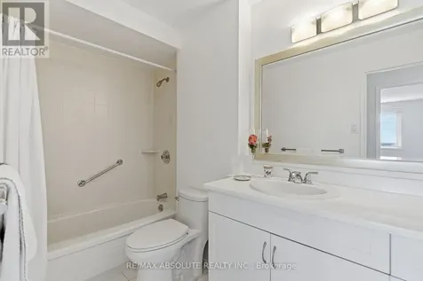 915 Elmsmere Road Ottawa ON K1J 8H8