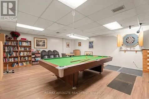 915 Elmsmere Road Ottawa ON K1J 8H8