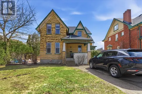 31 Bingeman Street Kitchener ON N2H 2R7