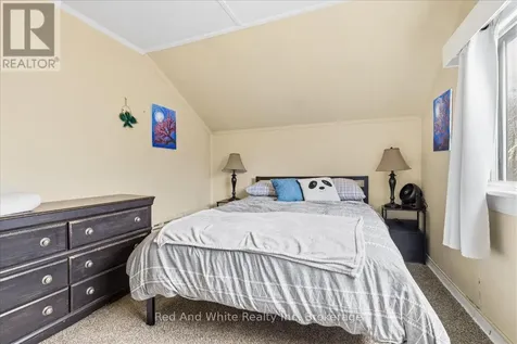 31 Bingeman Street Kitchener ON N2H 2R7