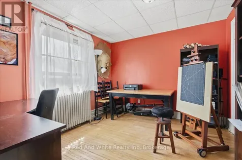 31 Bingeman Street Kitchener ON N2H 2R7