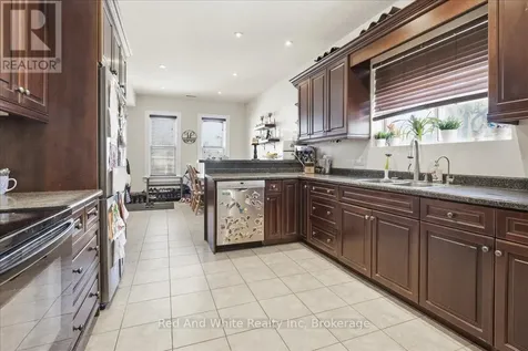 31 Bingeman Street Kitchener ON N2H 2R7