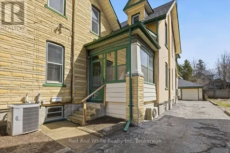 31 Bingeman Street Kitchener ON N2H 2R7