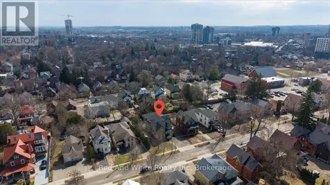 31 Bingeman Street Kitchener ON N2H 2R7