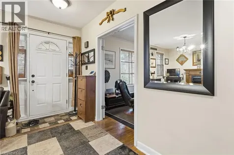 1051 Melvin Avenue Oakville ON L6J 2V8