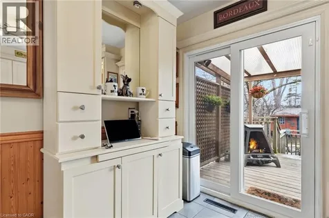 1051 Melvin Avenue Oakville ON L6J 2V8
