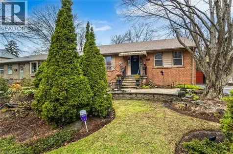 1051 Melvin Avenue Oakville ON L6J 2V8