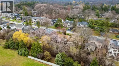 1051 Melvin Avenue Oakville ON L6J 2V8