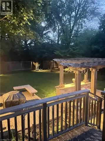 1051 Melvin Avenue Oakville ON L6J 2V8