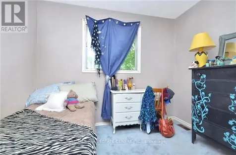 960 Meadowlands Drive Ottawa ON K2C 0K3