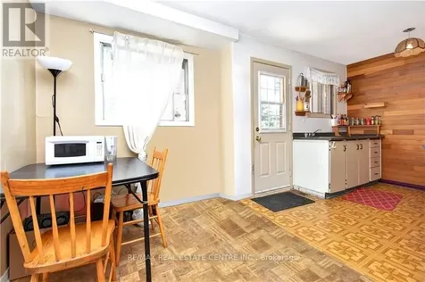 960 Meadowlands Drive Ottawa ON K2C 0K3