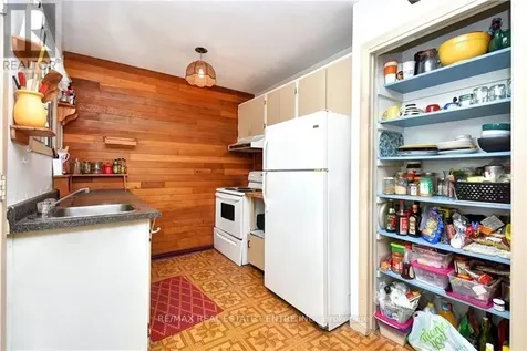 960 Meadowlands Drive Ottawa ON K2C 0K3