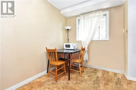 960 Meadowlands Drive Ottawa ON K2C 0K3