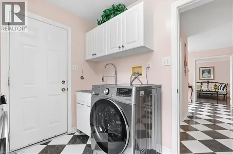 54 Woodcrest Court Kitchener ON N2P 2K2