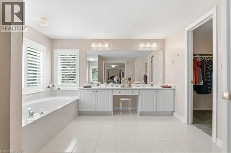 54 Woodcrest Court Kitchener ON N2P 2K2